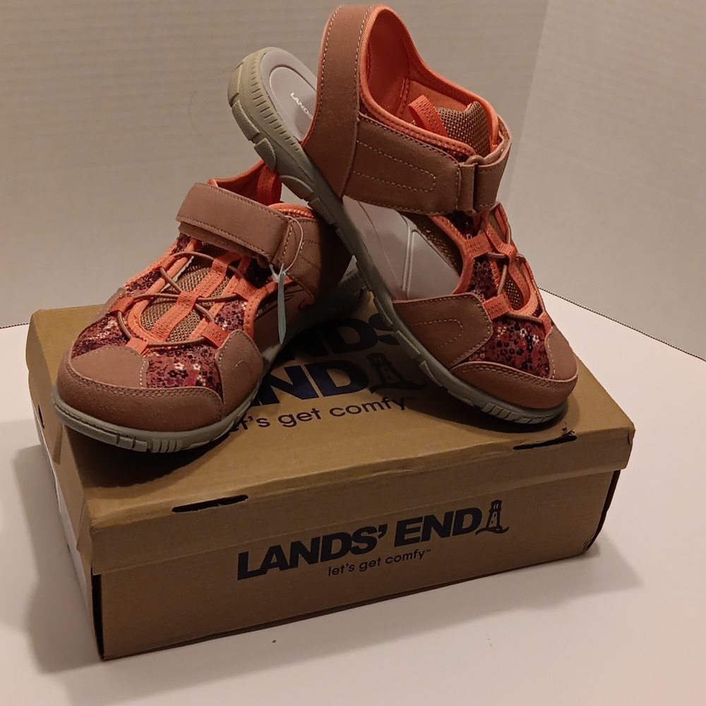Lands End Water Repellent closed toe sandals